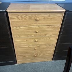 5 Dr Chest Compressed Wood  29” Wide