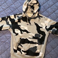 Champion Camo Full OutFit