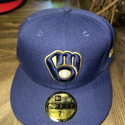 NEW ERA FITTED CAP