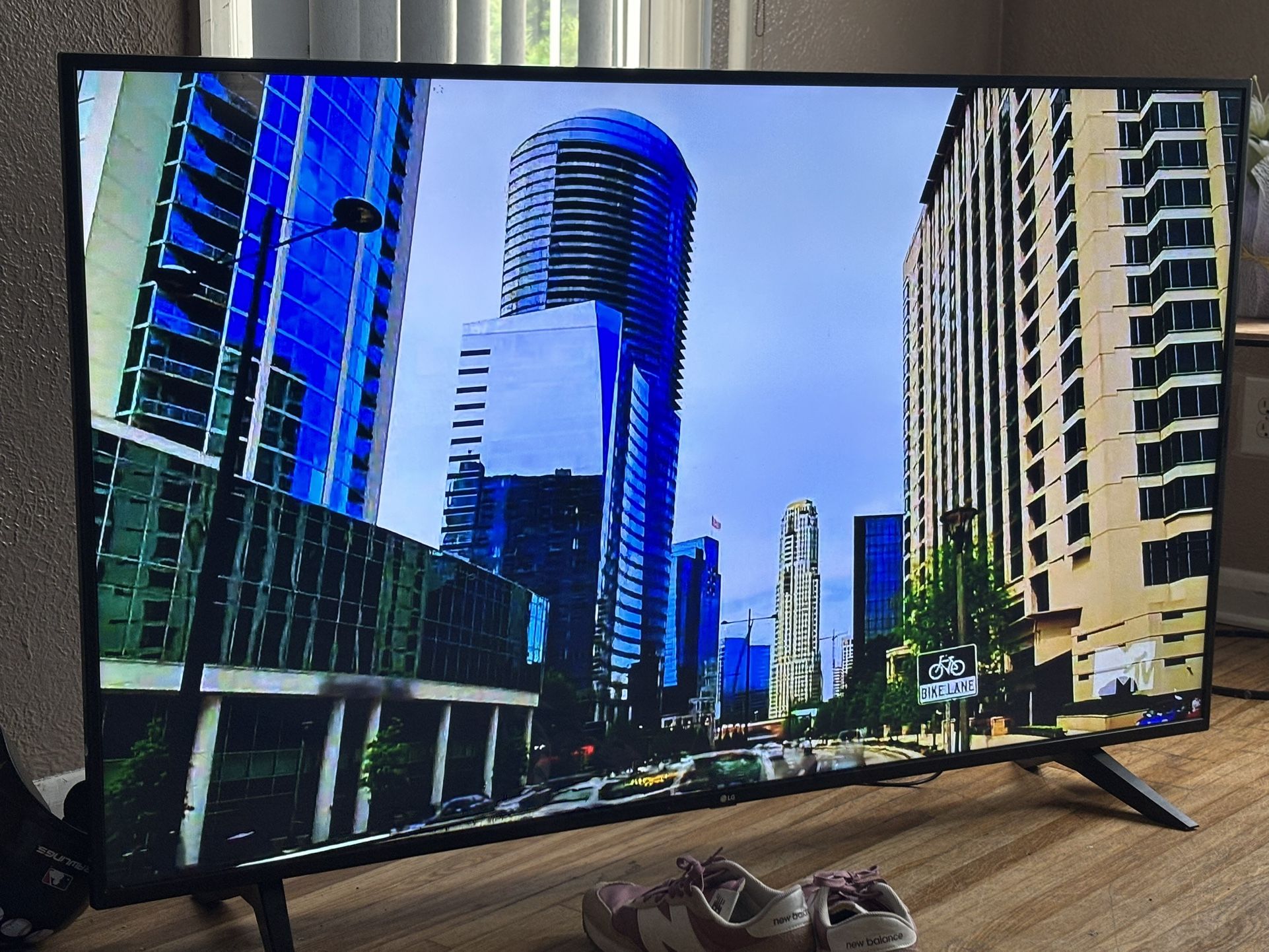 65 Inch Tv