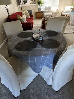 Dinning Table