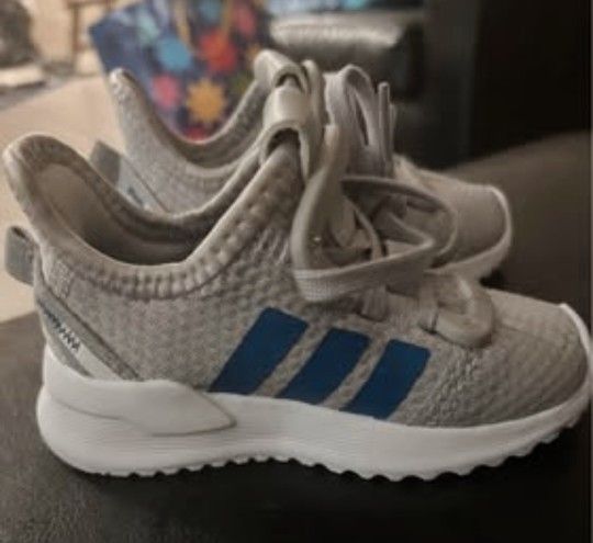 NEW Adidas kids 5k new ortholite shoes