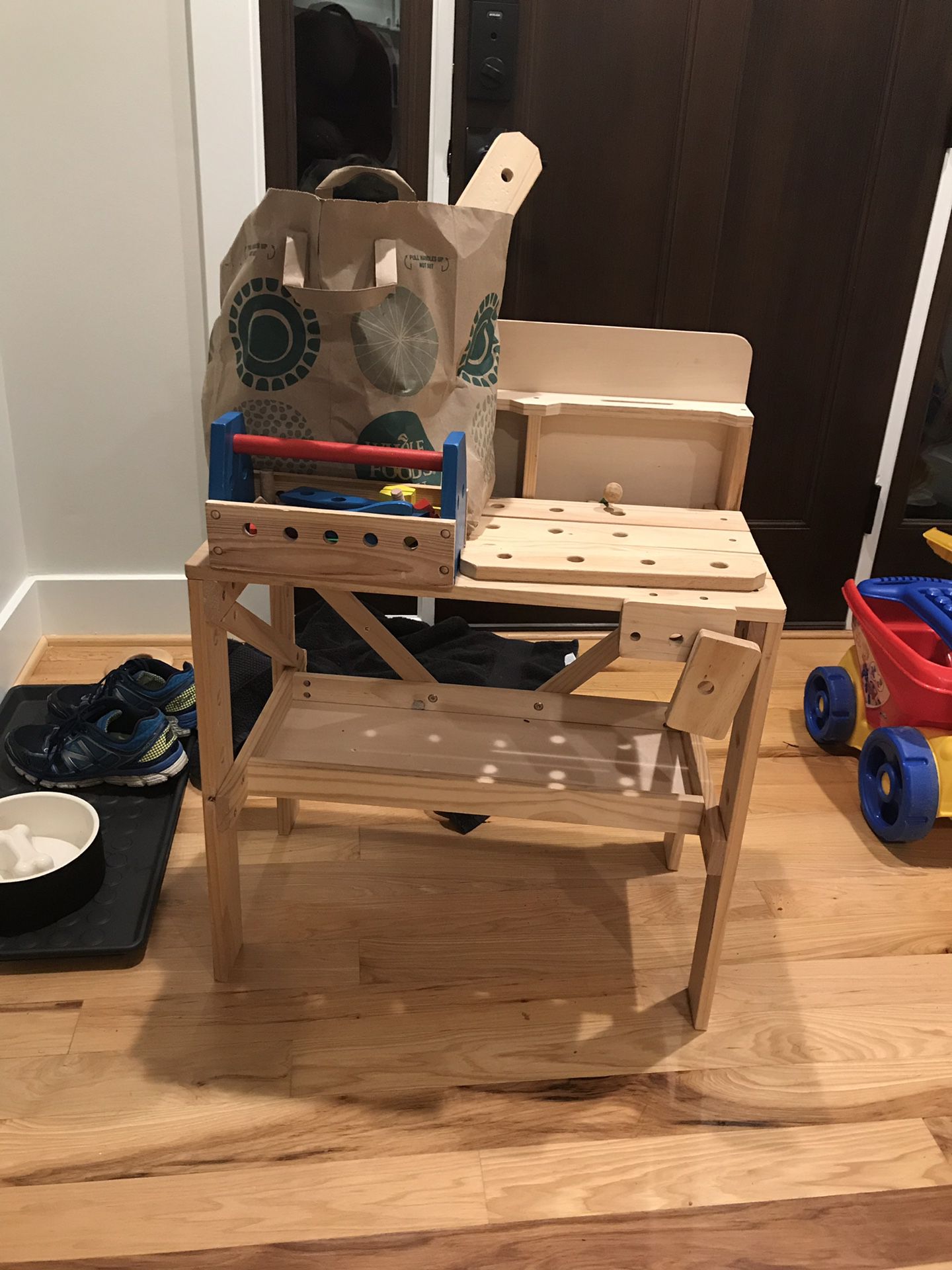 Kids wood workbench and tools