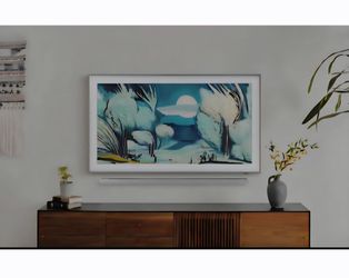 43-inch SAMSUNG QLED The Frame 4K Smart TV UHD HDR (2025 Model)