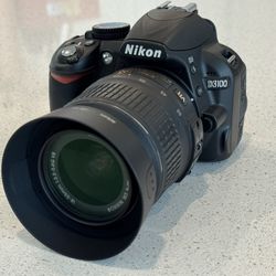 Nikon D3100 