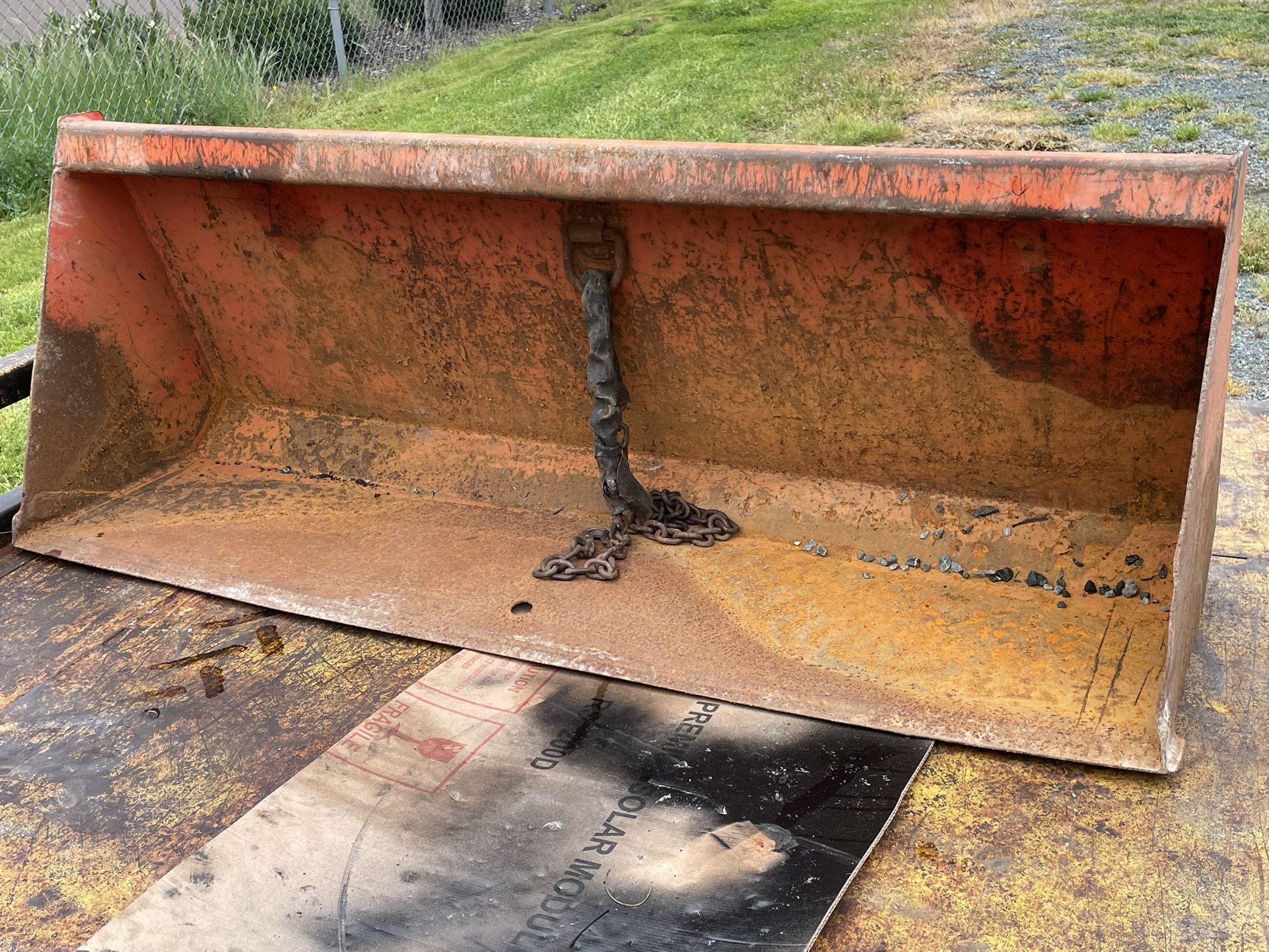 Kubota 60” Loader Bucket