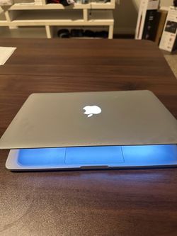 Fast and Snappy UPGRADED 2015 13-inch MacBook Pro - Core i5, 8GB RAM, 256GB SSD, macOS 2026 Tahoe