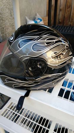 Motorcycle helmet