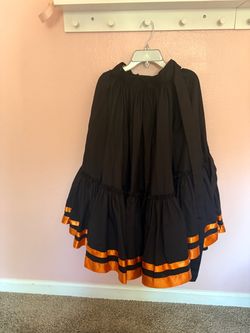 Folklorico skirt size small