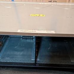 IBM EXP3000 (13N1972): 12-bay LFF