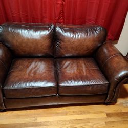 Leather Love Seat 