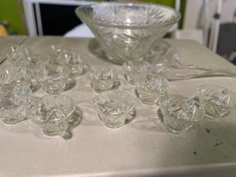 Anchor Hocking Early American Prescut (EAPC) punch bowl set