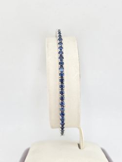 14k white gold 6.5" 3ctw blue sapphire bangle bracelet 