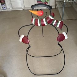 Metal Frame Snowman 