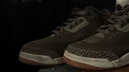 Air Jordan 3 Retro Olive Sneaker