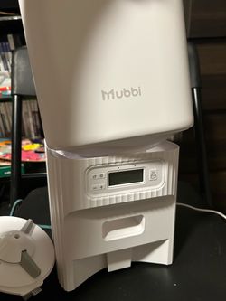 Cat feeder mubbi