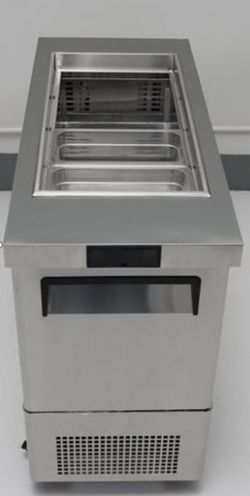 1 Door 17" Mega Top Refrigerated Prep Table Cooler w/ Night Cover #1783 Showroom Display