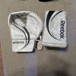 Reebok Blocker And Glove