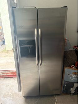 Free refrigerator with ice maker