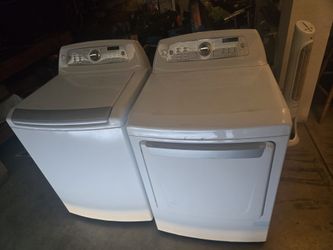 Washer And Dryer $200
