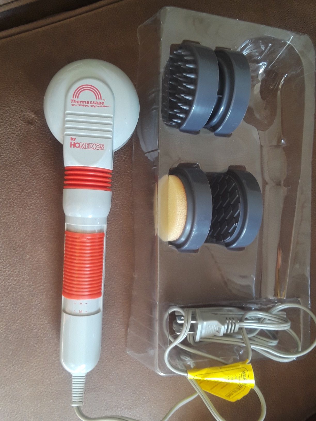 Homedics Vibration Neck Massager With Heat for Sale in Los Angeles, CA -  OfferUp