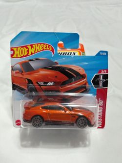 Hot Wheels 2020 Ford Mustang Shelby GT500 [Orange], Mustang 60 Series 2/5, 1:64 Scale Diecast