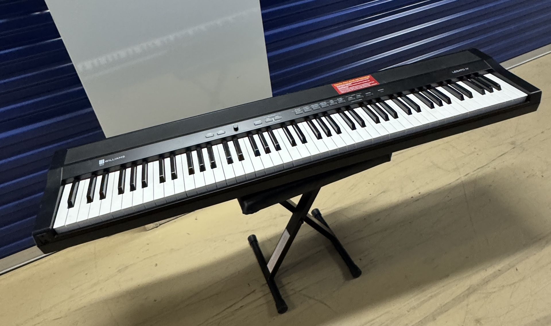 88 KEY WILLIAMS ALLEGRO PIANO WITH STAND AND SEAT