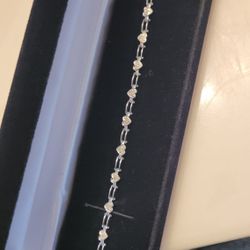 10k White Gold Womens Bracelet 
