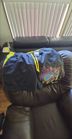 Kyrie Irving gym running shorts XXL