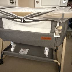 May dolly Baby Bassinet 