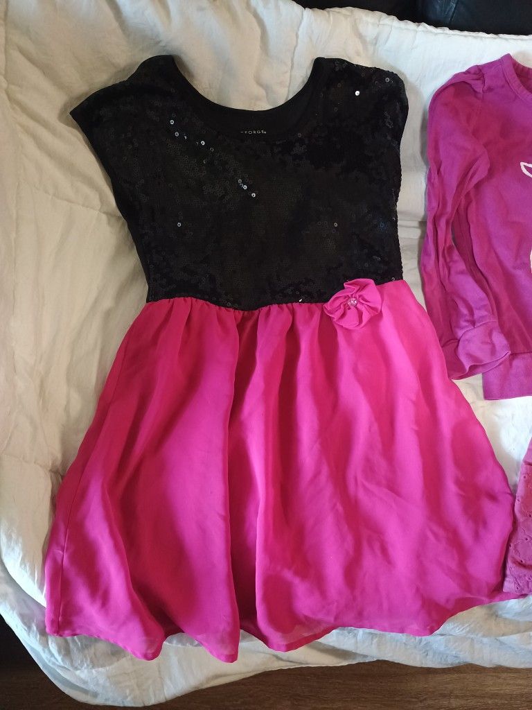 Little Girls Clothes Different Sizes