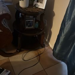 2 Tables And The Couch 