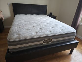 Simmons Beautyrest Recharge World Class Luxury Firm

Mattress