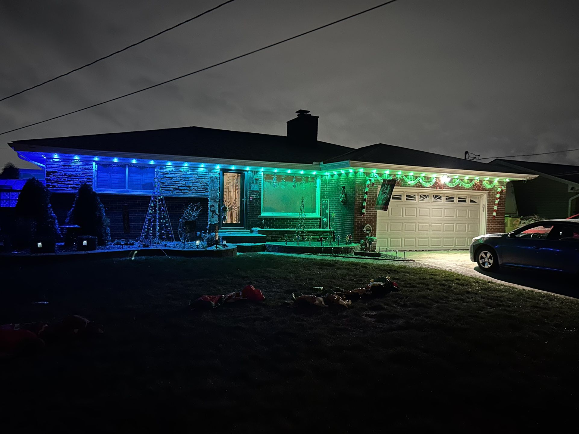 Chris’s Holiday Lighting