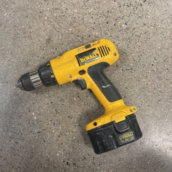 Dewalt DW991 3/8" Cordless Drill/Driver 14.4V With Battery