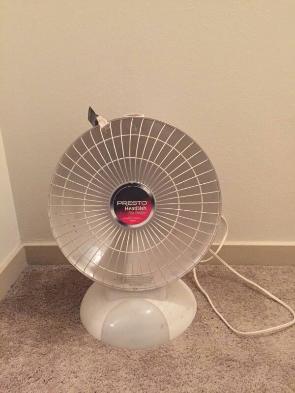 Presto Heatdish Plus Footlight parabolic electric heater for Sale in  Fremont, CA - OfferUp