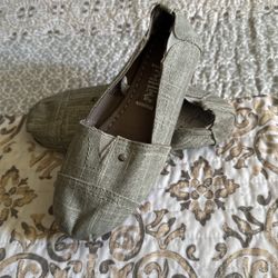 Girl Flats