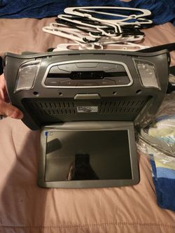 Savv Car DVD Player/bluetooth