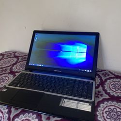 Acer Gateway NE 522 Series Laptop 