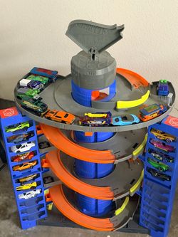 Hot wheels Mega Garage Express
