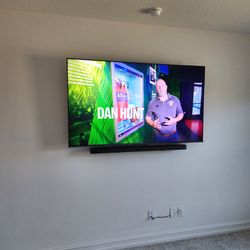 TV MOUNT