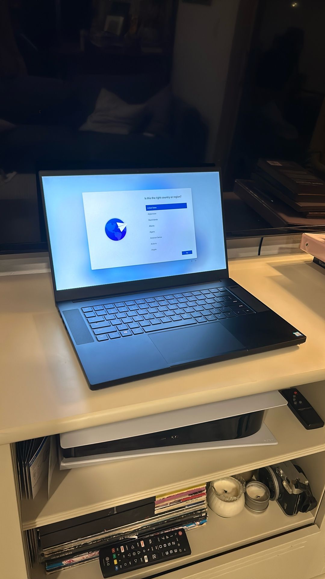 Razer Blade 15 (Mid-2019) - i7 / RTX 2060 / 16GB / 512GB