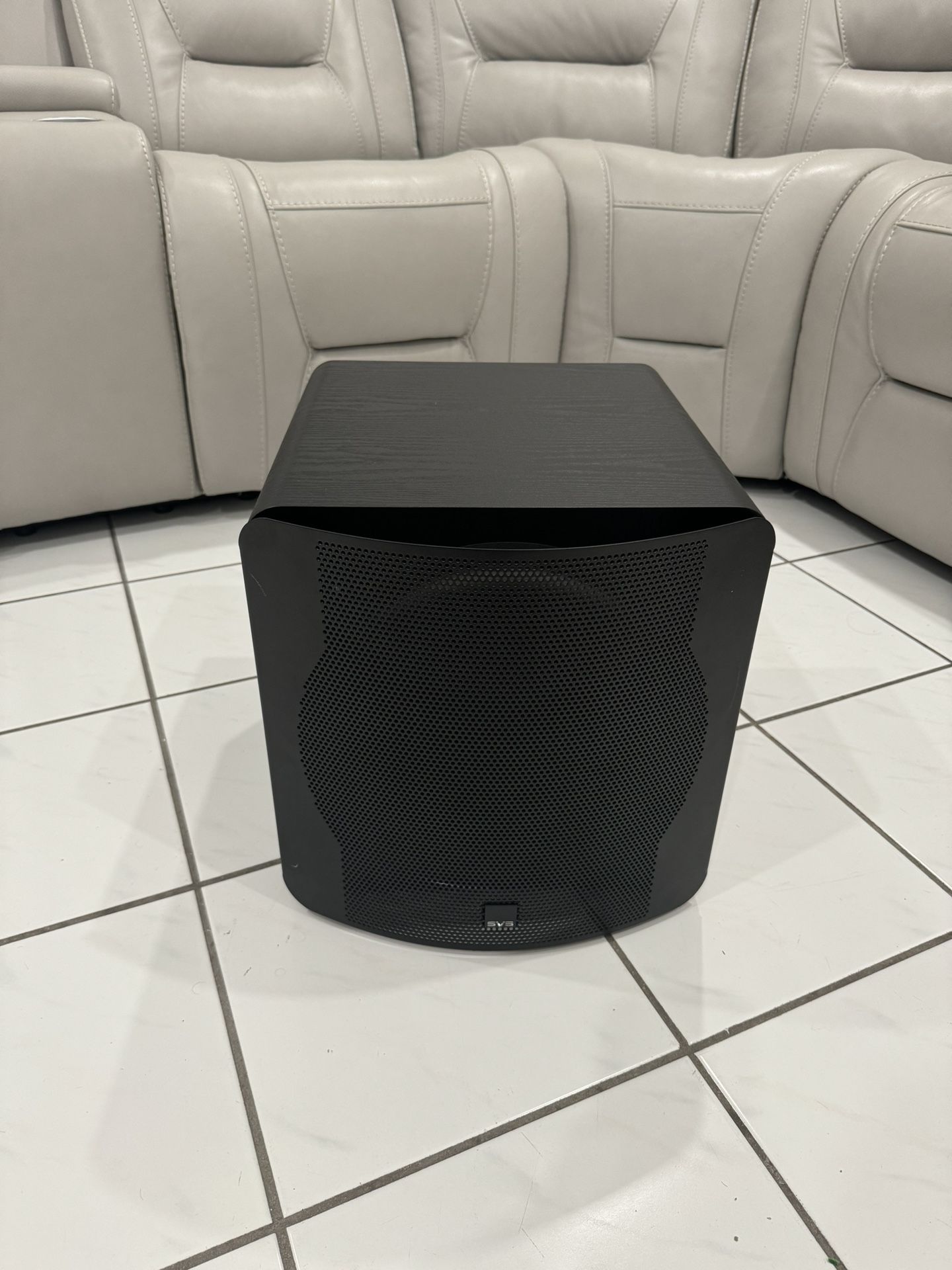 SVS SB 2000 subwoofer used fully functioning excellent cond.
