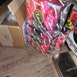 Currency Series 4 Mega Boxes