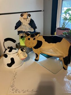 Cow-Themed Kitchen Decor Collection