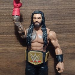WWE ELITE MATTEL COLLECTION ROMAN REIGNS with ROMAN REIGNS CHAMPIONSHIP TITLE