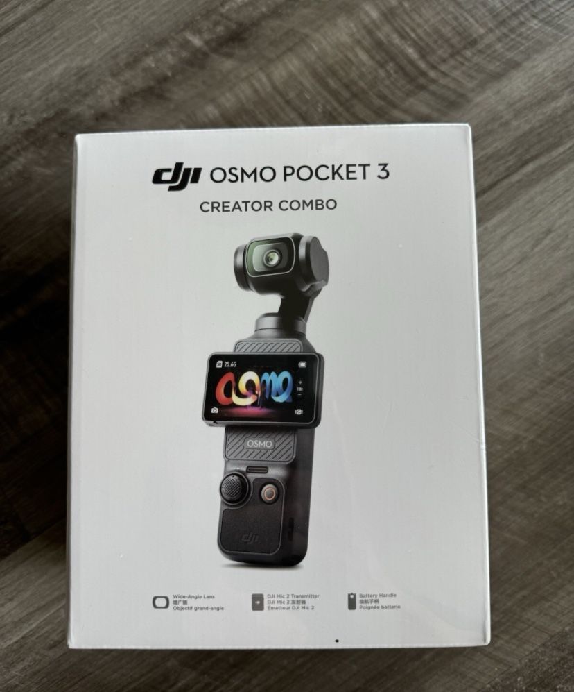 DJI Osmo Pocket 3 Creator Combo Camera