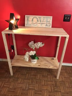 Natural wood finish entryway console