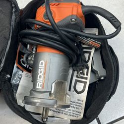 RIDGID 5.5 Amp Corded Compact Fixed-Base Router