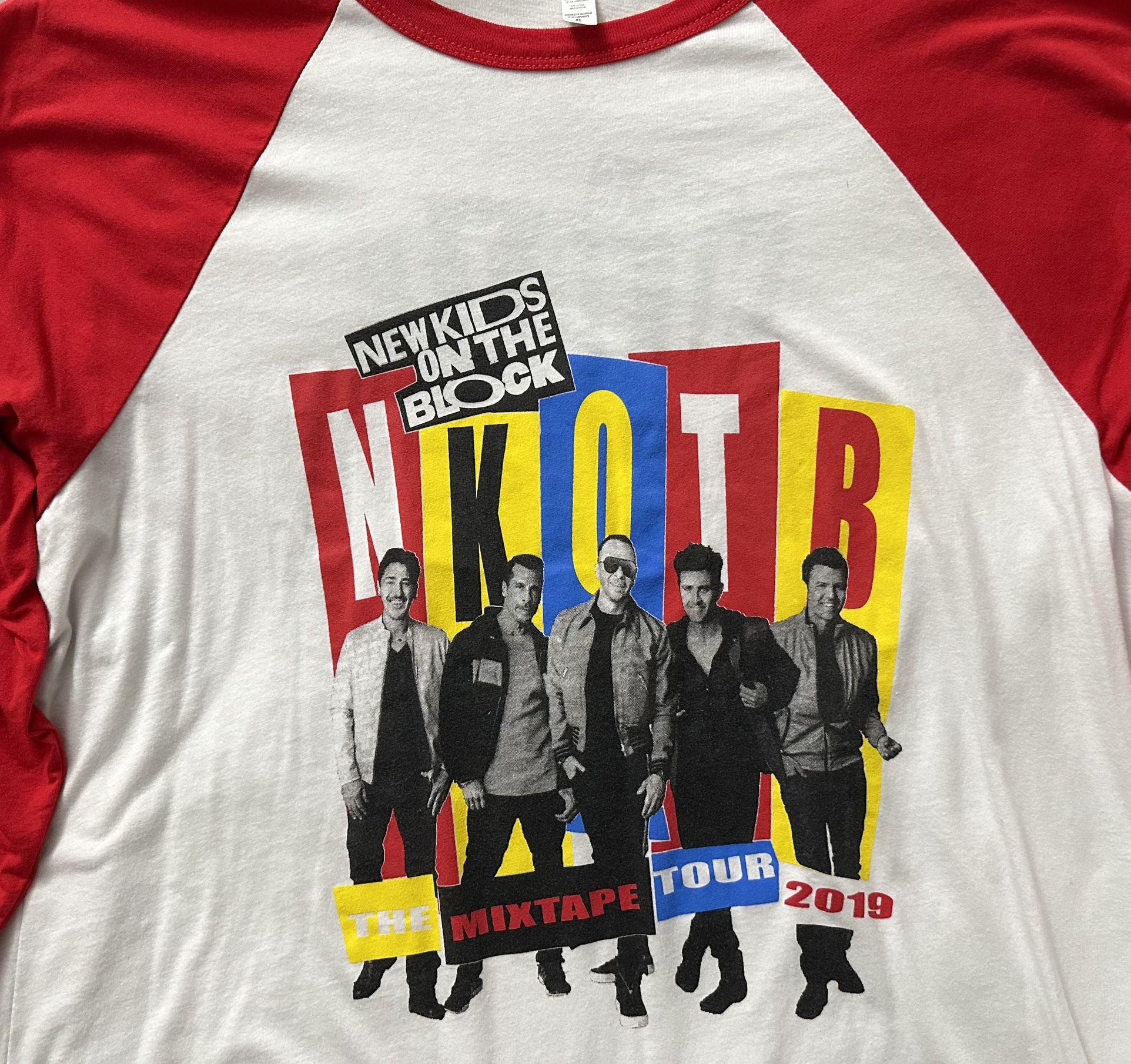 Vintage 2019 New Kids On The Block Concert Baseball Tee Size XL Mixed Tape Tour